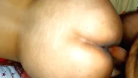 Sexy big butt amateur brunette gets her shaved pussy fucked