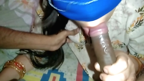 Indian brunette babe has her pussy fucked in homemade scene