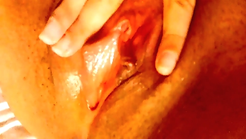 Indian solo girl gets wet after having some sexual stuff