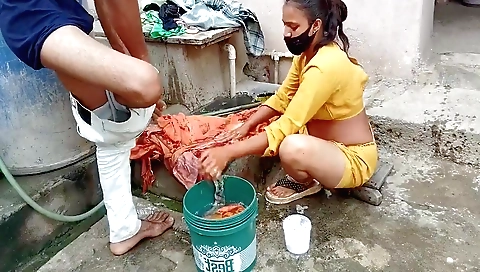 Indian milf is getting her pussy wet in the outdoor