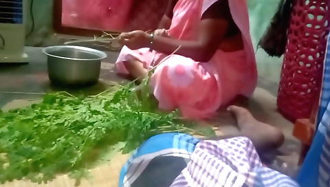 Amateur indian teen gets fucked by a hot and horny aunt