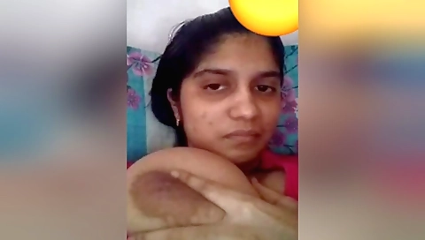 Sexy indian hottie playing around with her big boobs