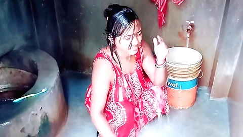 Indian teen gets her pussy pounded in front of the camera