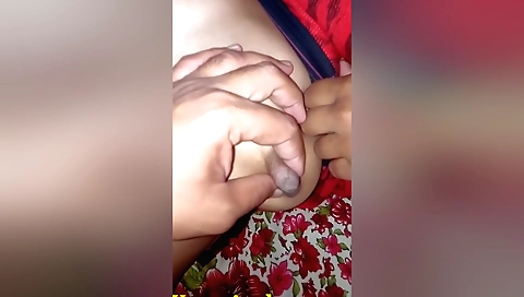 Amateur wife is in the middle of the night and she is playing