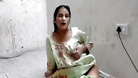 Buaa jia ne apne chuchi dikhaya bola bola dudh pine ko