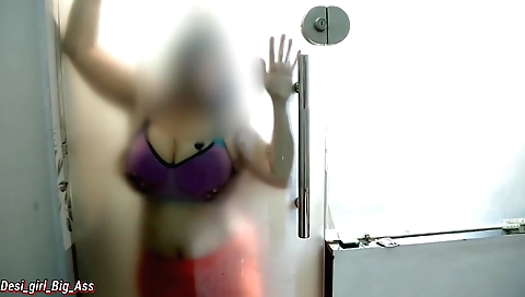 Indian hottie gets her pussy fucked so hard on the porch