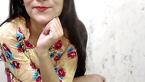 Nihal karne masturbates and enjoys herself in a sensual way