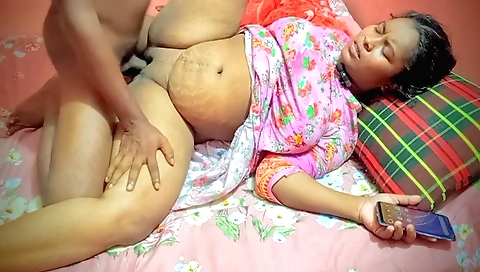 Indian teen with a fat booty having sex with her husband