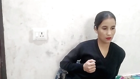 Chachi ko chod kar pregnant kar diya is a perfect babe