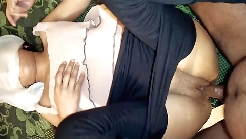 Indian girl sucks a cock and gets her pussy pounded