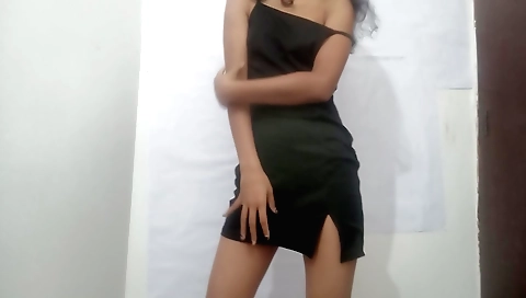 Sexy homemade video of the amateur video making girl