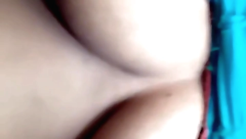 Amateur mature woman shows her big boobs to a guy 2