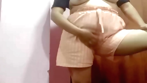 Gorgeous girl with sexy natural boobs shows off a nice body