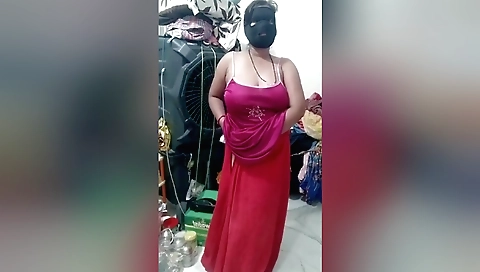 Hot indian solo video of a hot girl with a sexy smile