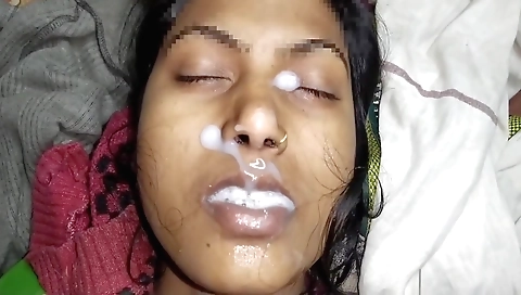 My cunt is going to receive a facial with cum and cum