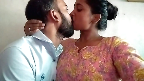 I'm humping my stepbrother's cock in amateur sex video