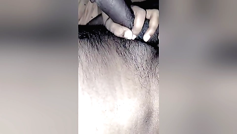 Indian big tits girl has an awesome amateur porn vid