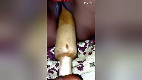 Indian girl fucked and shown in a huge black pussy