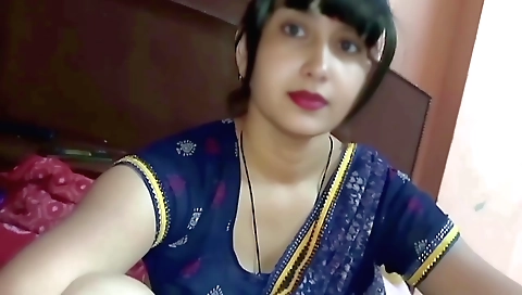 Indian teen girl with a big ass is fucking in the bedroom