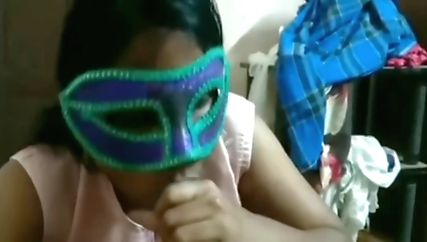 Indian girl gets fucked by a guy in the hotel room