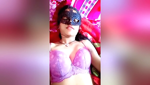 Sexy indian teen with a nice face enjoying her favorite sex