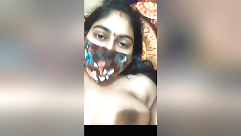 Indian brunette in bikini gets her hungry man on her bed
