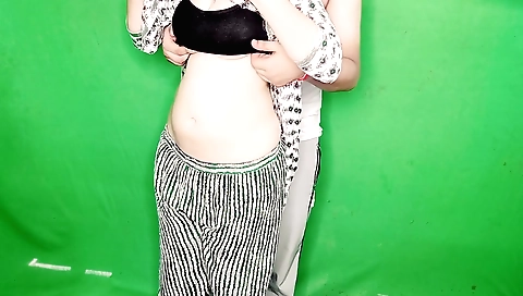 Indian amateur girl is fucked in her pussy by a horny man