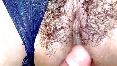 Amateur webcam sex with a brunette with hairy pussy