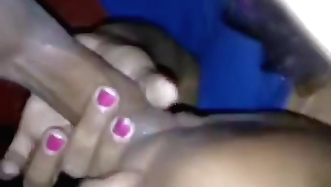 Indian pornstar handjob by boyfriend in amateur video