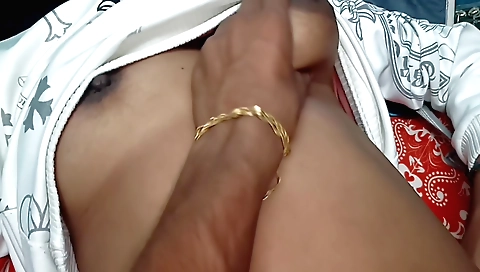 Bhabi fucks with her hairy pussy in anal anal porn