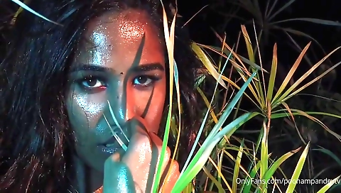 Indian chick is naked in the outdoor and shows off