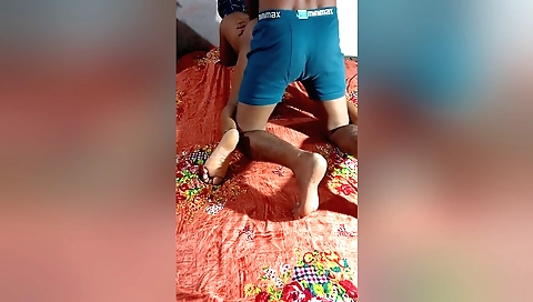 Indian amateur brunette video of her having a dick