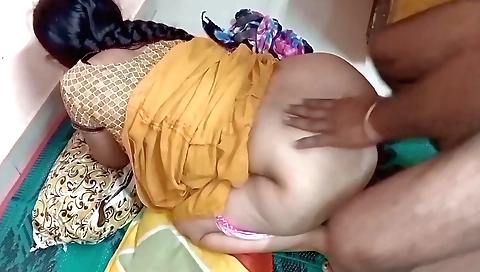 Indian brunette sex movie with a hot man and a dildo