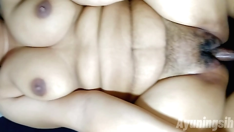 Amateur blonde with hairy pussy is playing with her pussy